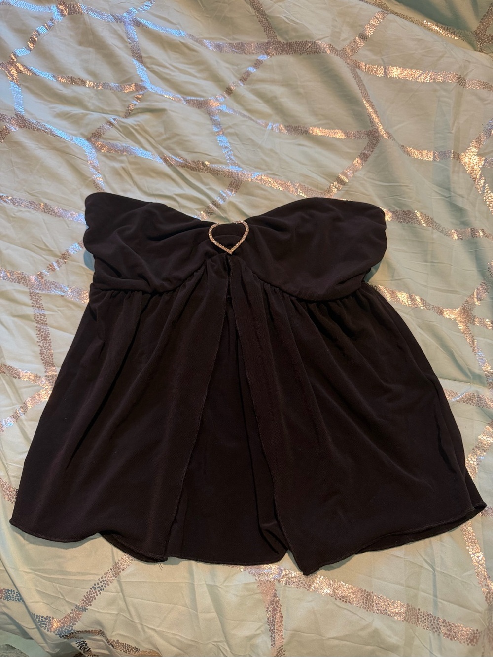 PacSun Black Strapless Cropped Tube Top with Heart Ring